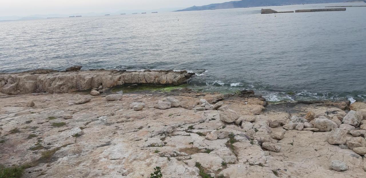 Athens Riviera Apt With Seaview, 15' To Acropolis Kültér fotó